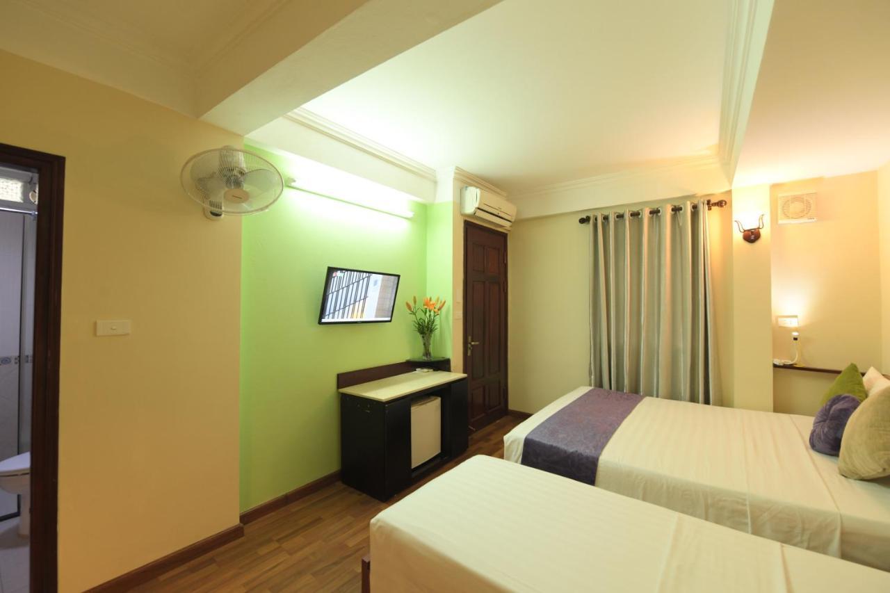 ฮอลิเดย์ เลควิว โฮเต็ล Hotel ฮานอย ภายนอก รูปภาพ