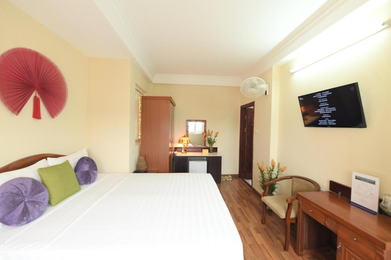 ฮอลิเดย์ เลควิว โฮเต็ล Hotel ฮานอย ภายนอก รูปภาพ